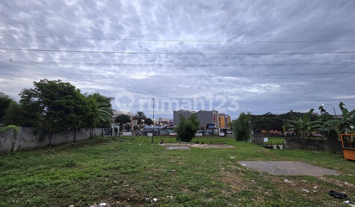Cocok untuk Padel Dll Kavling Tanah Hadap Jalan Besar Karawaci Cocok untuk Padel Dll Kavling Tanah Hadap Jalan Besar Karawaci
