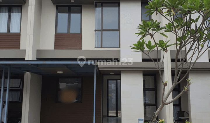 Termurahh !! Dijual Rumah Semi Furnished Vanya Park Bsd Tangerang 1