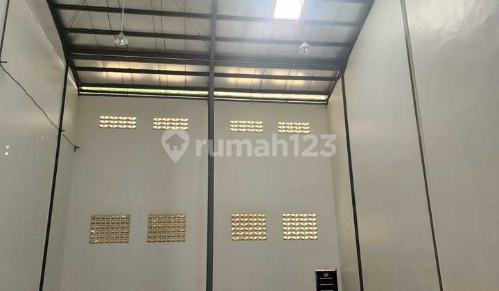 For Rent Warehouse Facing Daan Mogot Main Road West Jakarta For Rent Warehouse Facing Daan Mogot Main Road West Jakarta