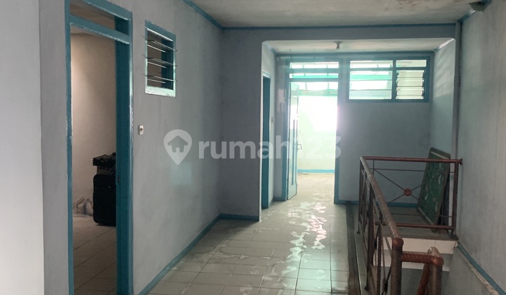 RUKO 2LT DI JL RAYA KEBONSARI-MALANG