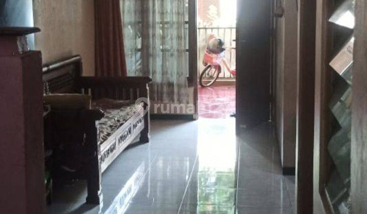 Rumah cantik 2 lantai siap huni di manyaran 2