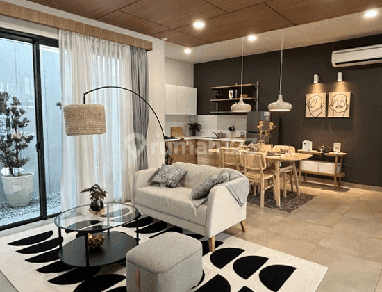 Rumah 3 Lantai Modern Tropical Di BSD City Promo Diskon Furnished 2