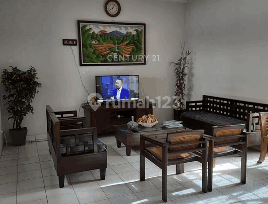 Dijual Rumah Bersih Dan Nyaman Siap Huni UT7663 2