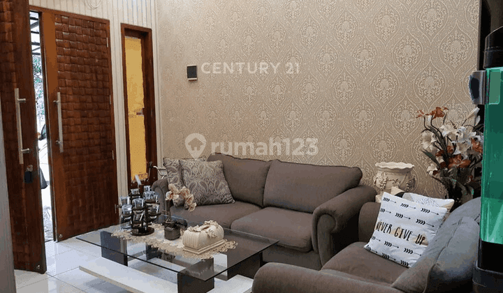 Rumah 2 Lantai Dekat Mall Alam Sutera AM7674 2