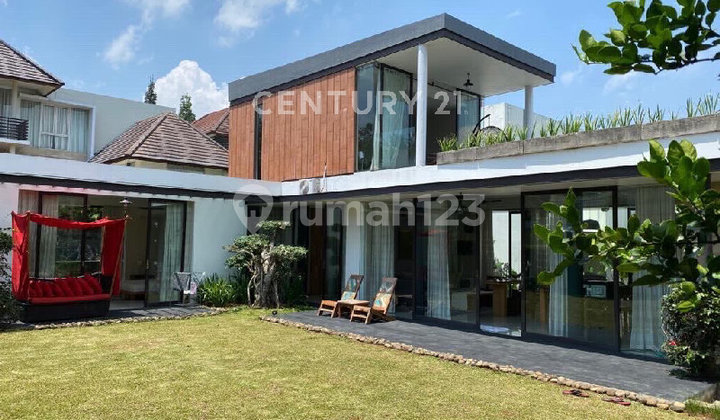 For Sale Unique Artistic Clean Well-Maintained House in Bogor Best View