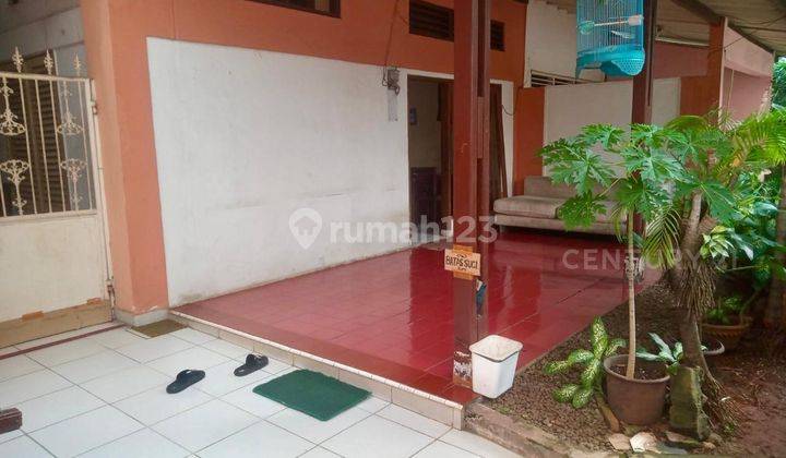 Rumah Lama, Lokasi Strategis 2