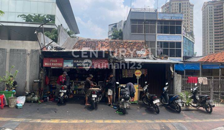 Rumah Tua Hitung Tanah Di Pinggir Jalan Palmerah 1