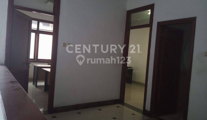 Dijual Rumah Dikelapa Gading Lokasi Strategis /pinggir Jalan. 2