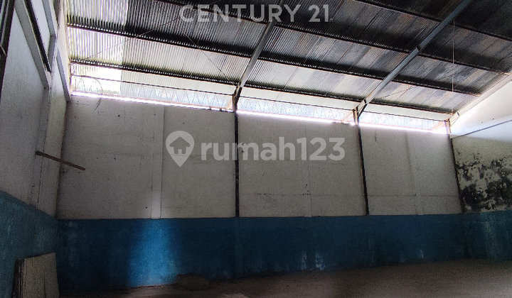 For Rent: 3-Unit Connected Warehouse, Flood-Free Location in Manado