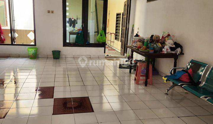 Dijual Rumah 2 Lantai dipinggir jalan Perumahan Duren Sawit 2