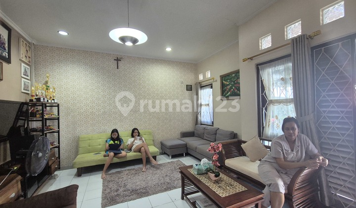 Quick Sale Fully Furnished House, Villa Kecapi Cirebon