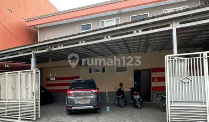 Dijual Rumah Penginapan Aktif Red Doorz Di Tengah Kota Cirebon