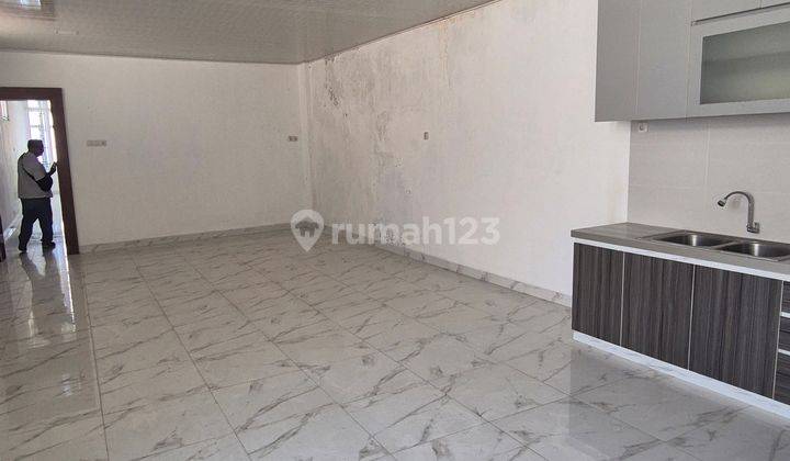 Disewakan Ruko Pekalipan Lokasi Sangat Strategis Utk Fnb Dll 2