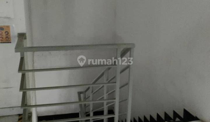 Dijual Cepat Dan Dibawah Pasaran,ruang Usaha Ex Showroom 2