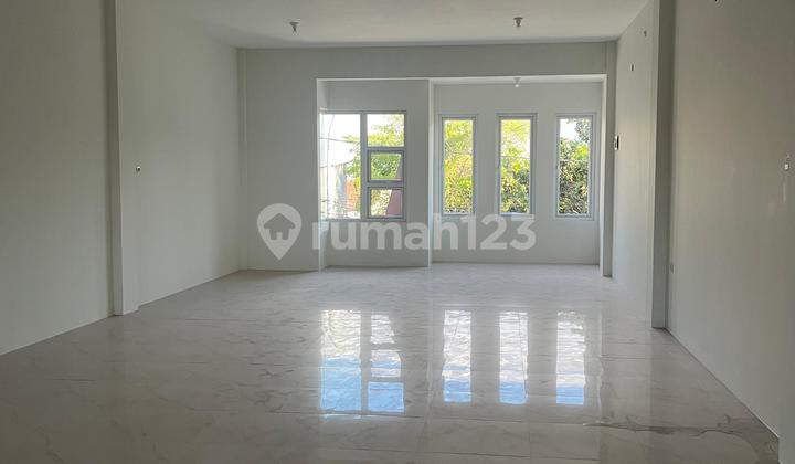 For Rent: Strategic Shop House in the Center of Cirebon City, Pulasaren. 2