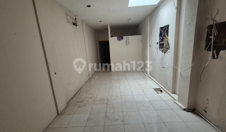 For Rent Strategic Kanggraksan Shop House, Ready for Business Use For Rent Strategic Kanggraksan Shop House, Ready for Business Use