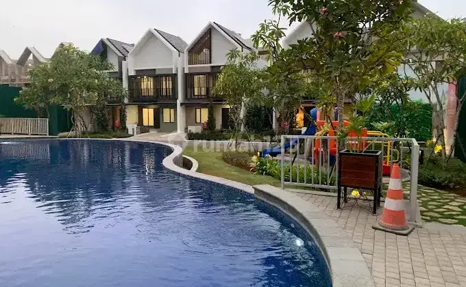 Bangunan Baru Kualitas Italia Modern Strozzi Symphonia Summarecon 1