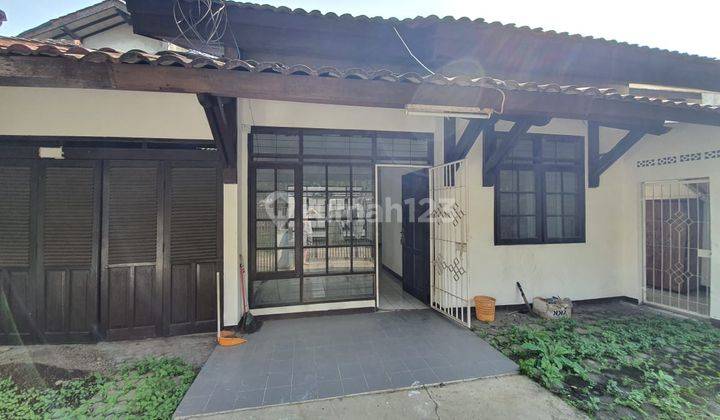 Rumah dengan Gudang, cocok utk Home industri di KOPO PERMAI 1