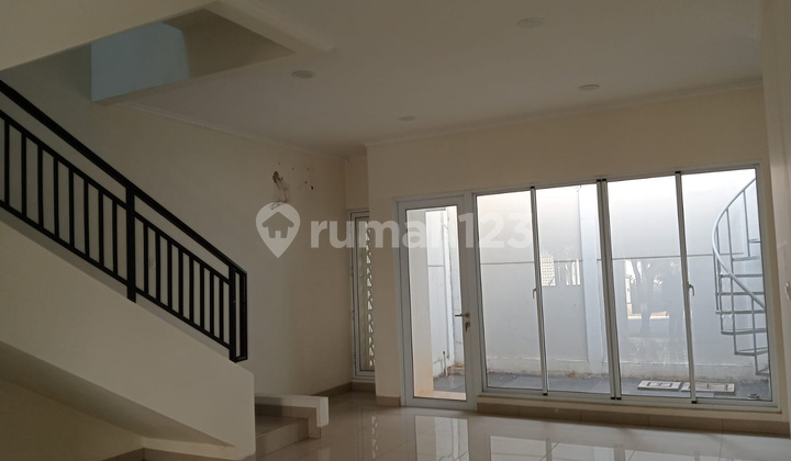  Rumah Bagus di Summarecon cluster Amanda Bandung