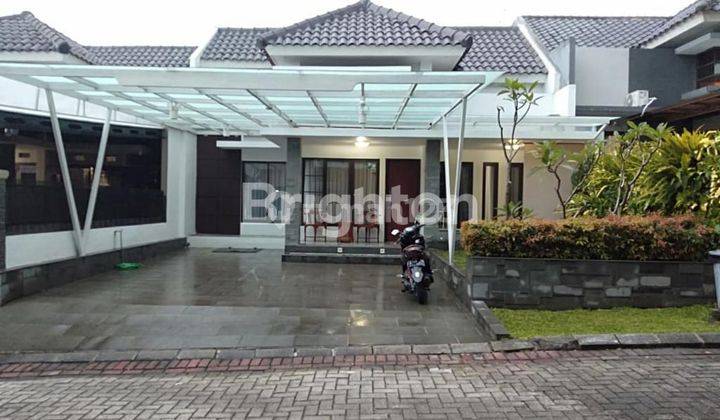 RUMAH CANTIK dengan PRIVATE POOL  BNR BOGOR 1