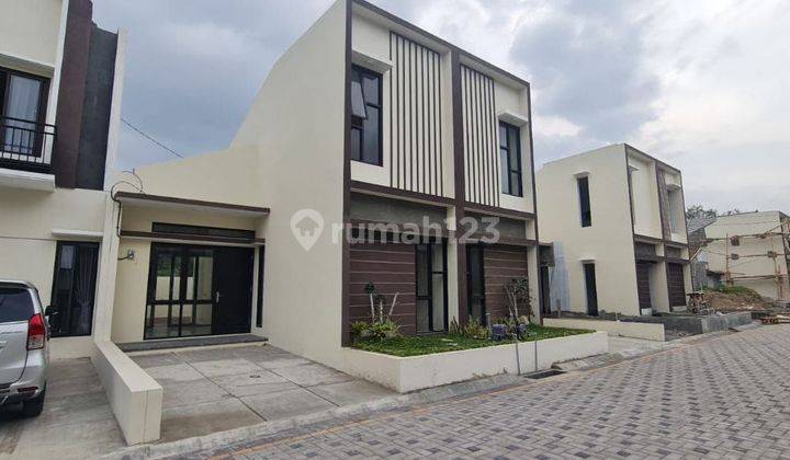 Rumah Siap Huni Dalam Cluster Aranya Park Selatan Uii Jakal Km 12 1