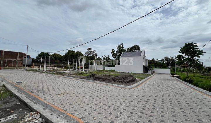 Rumah Dalam Cluster Aranya Avenue Maguwo Dekat Tol, Pakuwon Mall 2