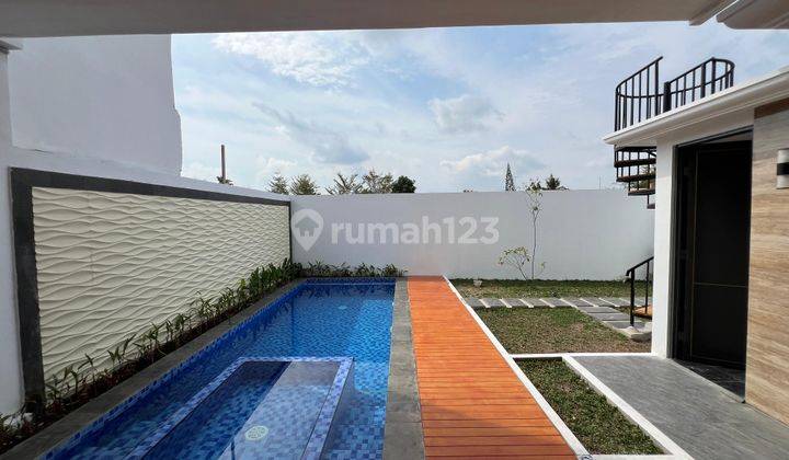 Rumah Mewah Bonus Kolam Renang Dalam Cluster Dekat Mercu Buana 2