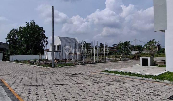 Rumah Modern Dalam Cluster Aranya Avenue Maguwo Sleman Dekat Jih 2