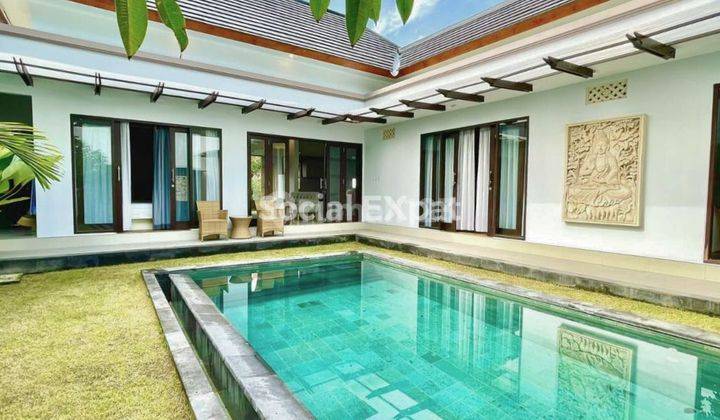 Dijual Villa Modern 3 Kamar Tidur di Nusa Dua, Bali 1