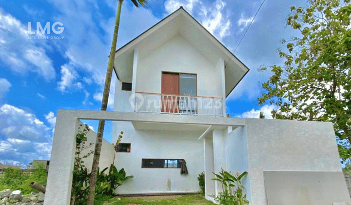 Dijual Villa Modern 2 Kamar Tidur di Munggu, Bali 1