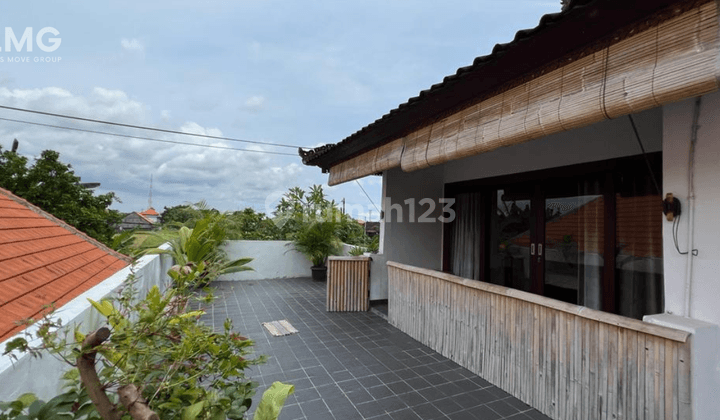 Villa 2 Kamar Tidur Furnished di Kerobokan, Bali 2