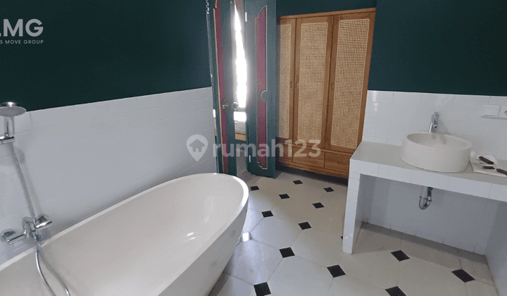 Rumah Bagus Furnished HS di Sanur, Denpasar 2