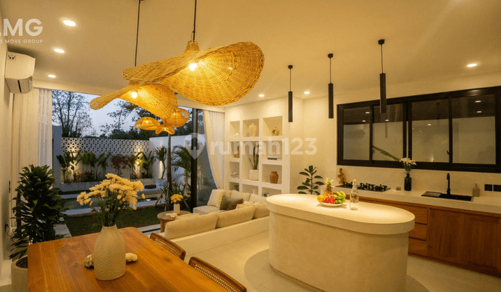 Villa in Uluwatu, Bali, 25 Year Leasehold 2