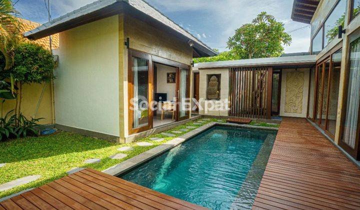 Sewa Bulanan Villa 3 Kamar Tidur di Berawa, Canggu, Bali 1