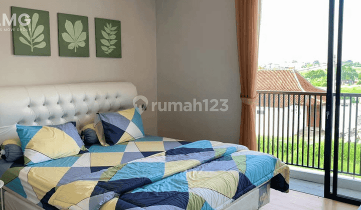 Dijual Villa Freehold Furnished di Kerobokan, Bali 2