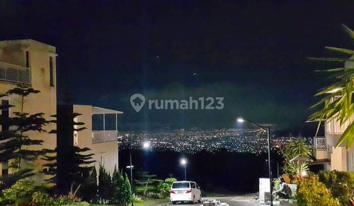 Ingin rumah view indah tanpa polusi udara? Rumah 3lt view gunung 1