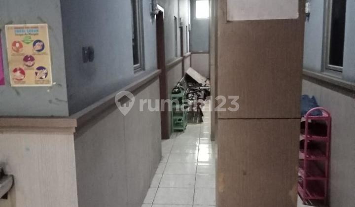 Akses Jalan 2 Mobil Roi 12% Omset 360 Jt/Tahun Kost 20 Kt Full Furnished Bangunan Besar Lokasi Padat Pekerja Dekat Rsud, Pelabuhan, Bank, dan Pusat Keramaian! di Koja Jakarta Utara Akses Jalan 2 Mobil Roi 12% Omset 360 Jt/Tahun Kost 20 Kt Full Furnished Bangunan Besar Lokasi Padat Pekerja Dekat Rsud, Pelabuhan, Bank, dan Pusat Keramaian! di Koja Jakarta Utara