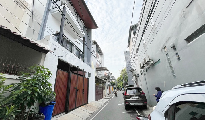 Full Terisi Bangunan Baru Kos Eksklusif PREMIUM 20+1 Kamar Cideng 1