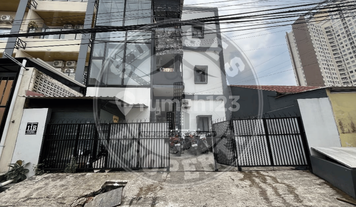Turun Harga! 5 Menit ke Kawasan Kokas Kost Eksklusif 24 Kamar Tebet | Full Terisi | Roi 10% | Omset 720 Jt/Tahun Turun Harga! 5 Menit ke Kawasan Kokas Kost Eksklusif 24 Kamar Tebet | Full Terisi | Roi 10% | Omset 720 Jt/Tahun