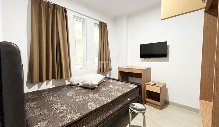 Kost Eksklusif 42 Kamar Omset 1,44 M/Tahunln 2 Mobil, Selangkah ke Jln Raya Besar 2