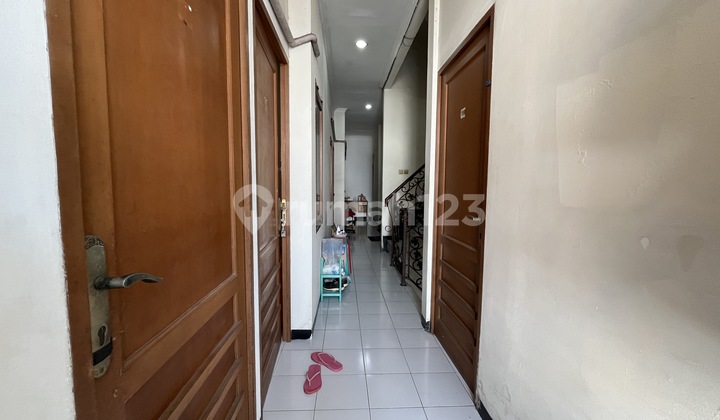 Jual Murah Kost 17 Kamar Full Furnished ROI 9-10% di Kelapa Gading, Selangkah ke Mall, Pusat Kantor dan Kuliner, Jalan Lebar Bisa 2 Mobil Jual Murah Kost 17 Kamar Full Furnished ROI 9-10% di Kelapa Gading, Selangkah ke Mall, Pusat Kantor dan Kuliner, Jalan Lebar Bisa 2 Mobil
