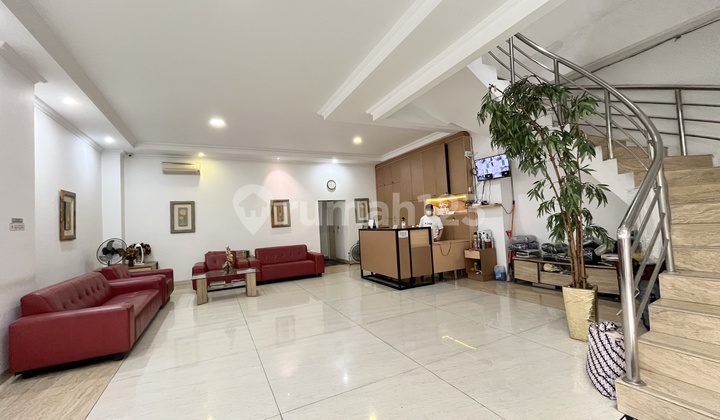 Jual Cepat Kost Besar Eksklusif 42 Kamar Occupancy Eksklusif 90-100% di Petojo Omset 1,44 M/Tahun