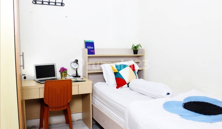 Quick Sale: Fully Occupied 23-Room Boarding House, Only 260m to Kelapa Gading Mall Quick Sale: Fully Occupied 23-Room Boarding House, Only 260m to Kelapa Gading Mall