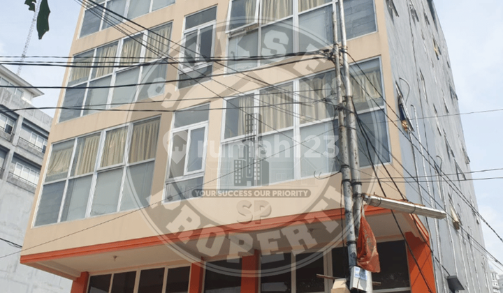 Omset 1,7 M/Tahun Kost Tanah Abang Full Terisi 67 Kamar Roi 10-11 % Akses 2 Mobil