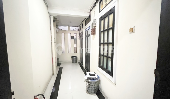 Large Boarding House 61 Rooms Fully Furnished Only 600m to Cempaka Putih Main Road Large Boarding House 61 Rooms Fully Furnished Only 600m to Cempaka Putih Main Road