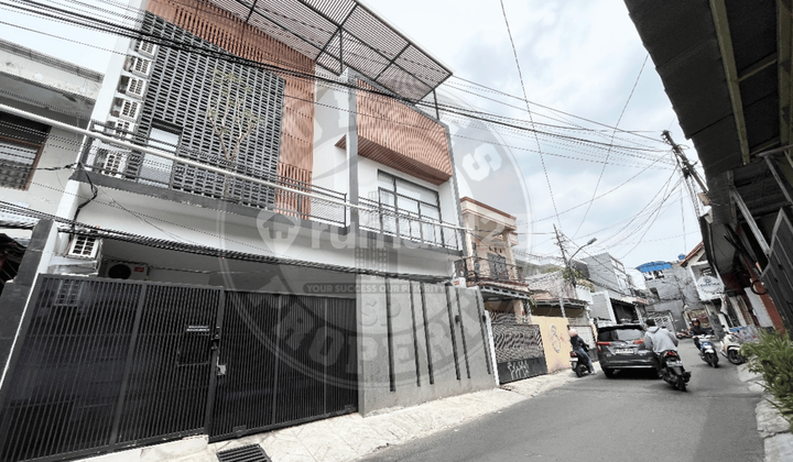 Roi 10-11%, Kost Eksklusif Mewah, Omset 1,08 M/Tahun, 2 Menit ke Binus, 33 Kamar Full Terisi, Rooftop Garden, Market Mahasiswa & Pekerja