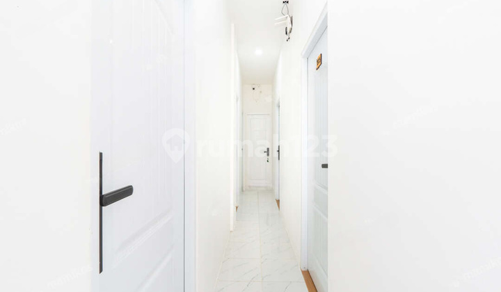 OMSET 389 JT/TAHUN, ROI 10-12% Hanya 700 m ke Centrak park Kost Bangunan Baru 18 Kamar Full Occupancy 100% di Tanjung Duren Super STRATEGIS Dekat Berbagai Kampus, Perbankan, perkantoran, 4 Mall, Rumah Sakit 