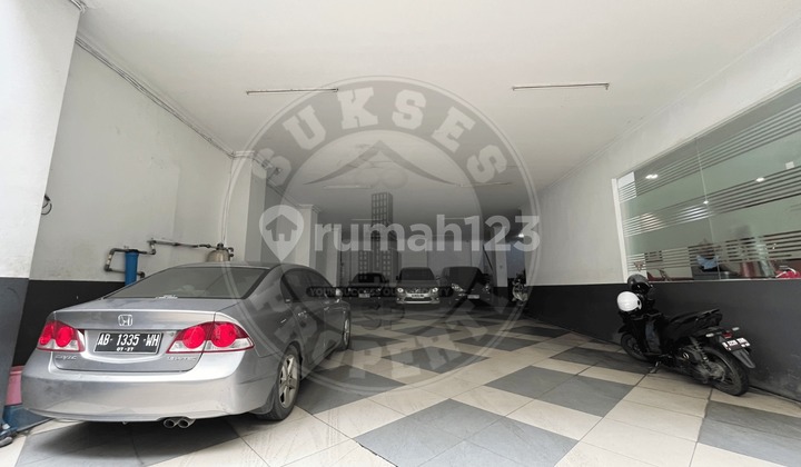 Omset 1,4 M/Tahun, Kost Petojo 42 Kamar Occupncy 80-100% Row Jln 2 Mobil Lokasi Super Strategis 2