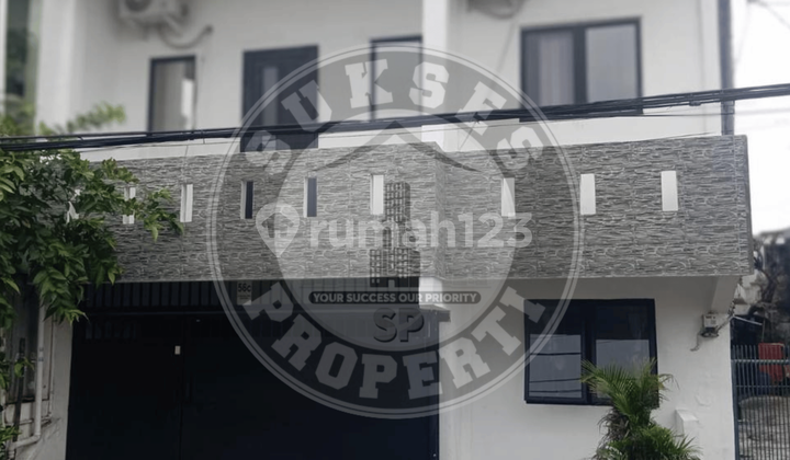 Omset 600 Jt/Tahun Kost 25 Kamar Full Terisi LT Besar 228 Meter 3-10 Menit ke Kampus & Perkantoran Akses 2 Mobil