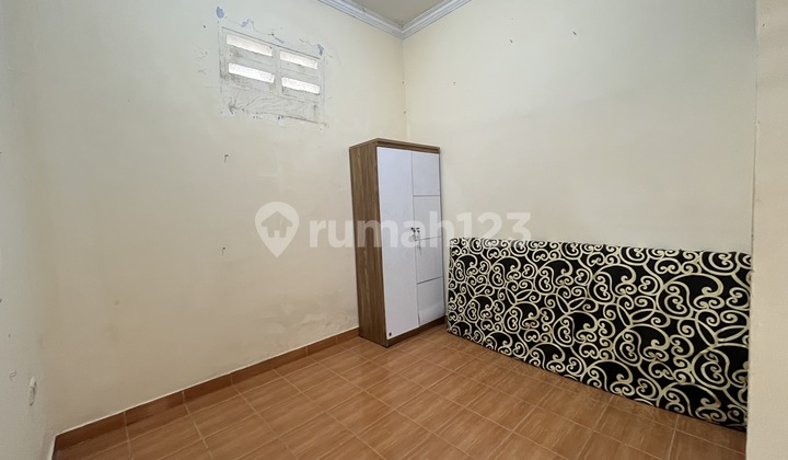 For Sale: 63-Room Boarding House with Ensuite Bathrooms, Large Land Area, Very Strategic Location in Matraman, East Jakarta For Sale: 63-Room Boarding House with Ensuite Bathrooms, Large Land Area, Very Strategic Location in Matraman, East Jakarta
